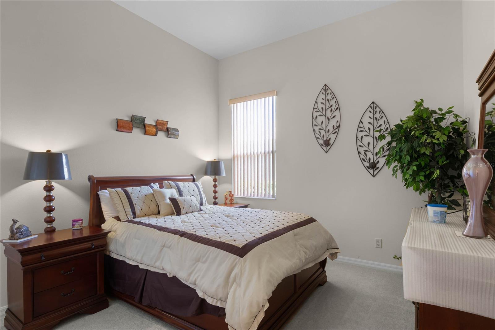 LEESBURG LEGACY LEESBURG UNIT 06 - Residential