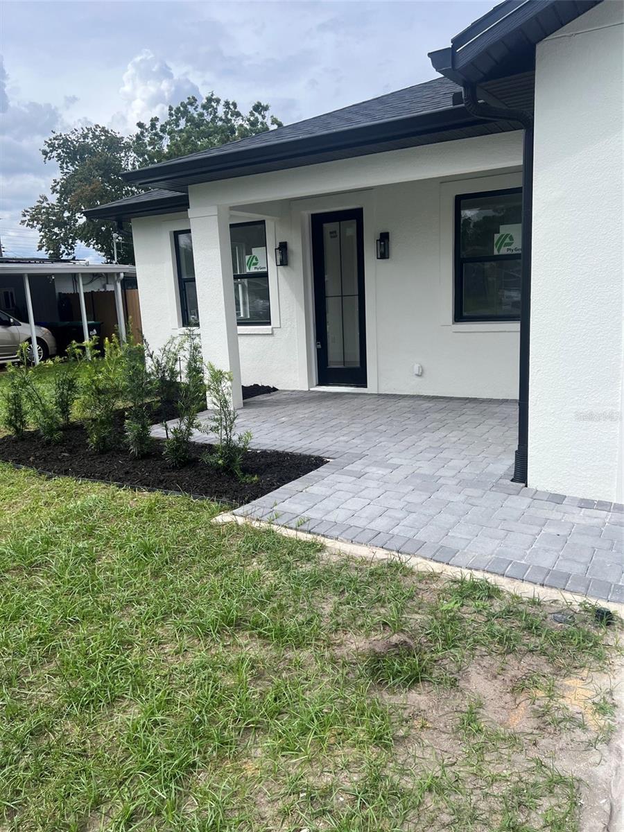 7113 TURQUOISE LANE