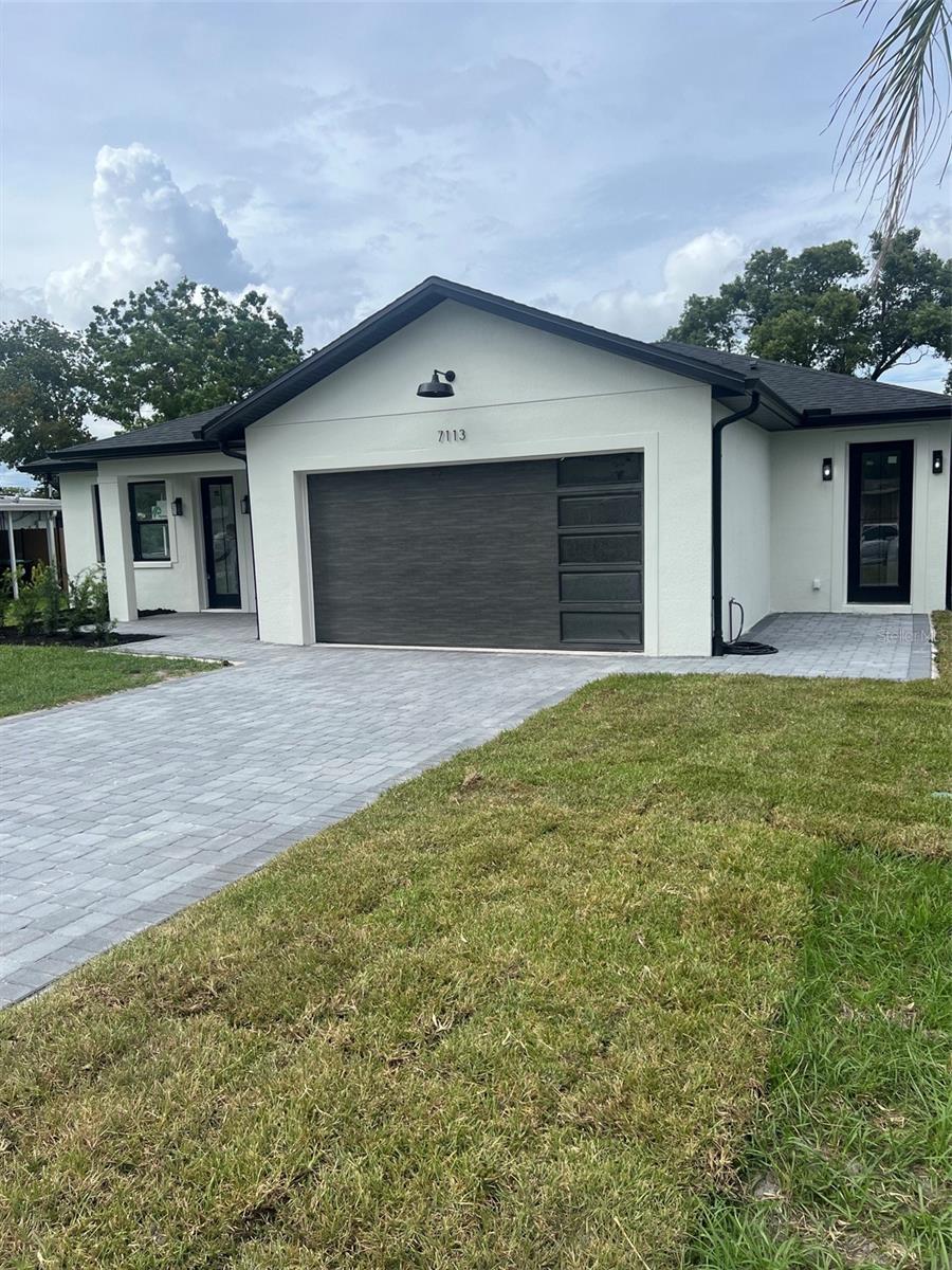 Photo of 7113 Turquoise Lane, Orlando, FL 32807 (MLS # O6446708)