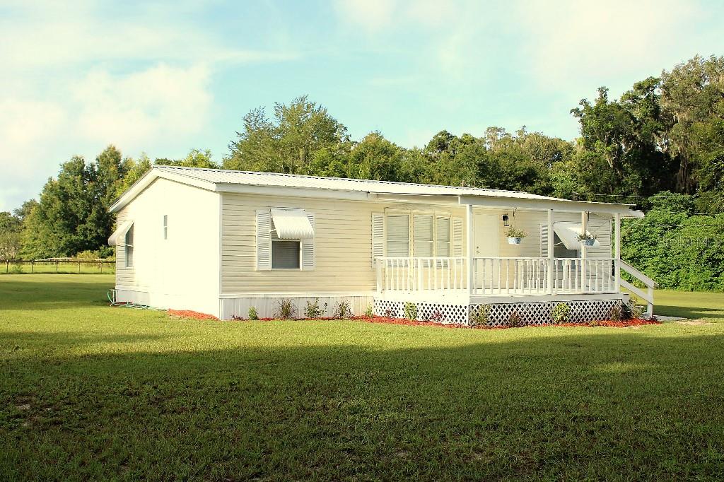 Charming Country Home on 4 Acres – Perfect for Horses!
Welcome to 13705 NE 14th Ave, a beautifully updated home nestled on 4 acres in peaceful SPARR/ANTHONY, Florida. This property offers the perfect blend of privacy, open space, and modern comfort—ideal for horse lovers, hobby farmers, or anyone seeking a quiet retreat with room to roam.
The majority of the acreage is fenced, with functional spigots already installed in the pastures—making it ready for horses or other livestock. The spacious grounds provide endless opportunities for gardening, recreation, or simply enjoying the outdoors.
Inside, you’ll find a bright and inviting home that has been tastefully updated in 2025 with new flooring, fresh paint, blinds in every room, and ceiling fans for year-round comfort. The kitchen is a highlight, designed to be both practical and beautiful, while the living areas are warm and welcoming.
Additional features include:
Covered front porch with fresh exterior paint, perfect for morning coffee or evening sunsets
Ample natural light with updated window treatments
New landscaping to enhance curb appeal
Move-in ready condition
This is a rare chance to own a turnkey home on acreage in Marion County—convenient to Gainesville, Ocala, and all that Central Florida has to give.