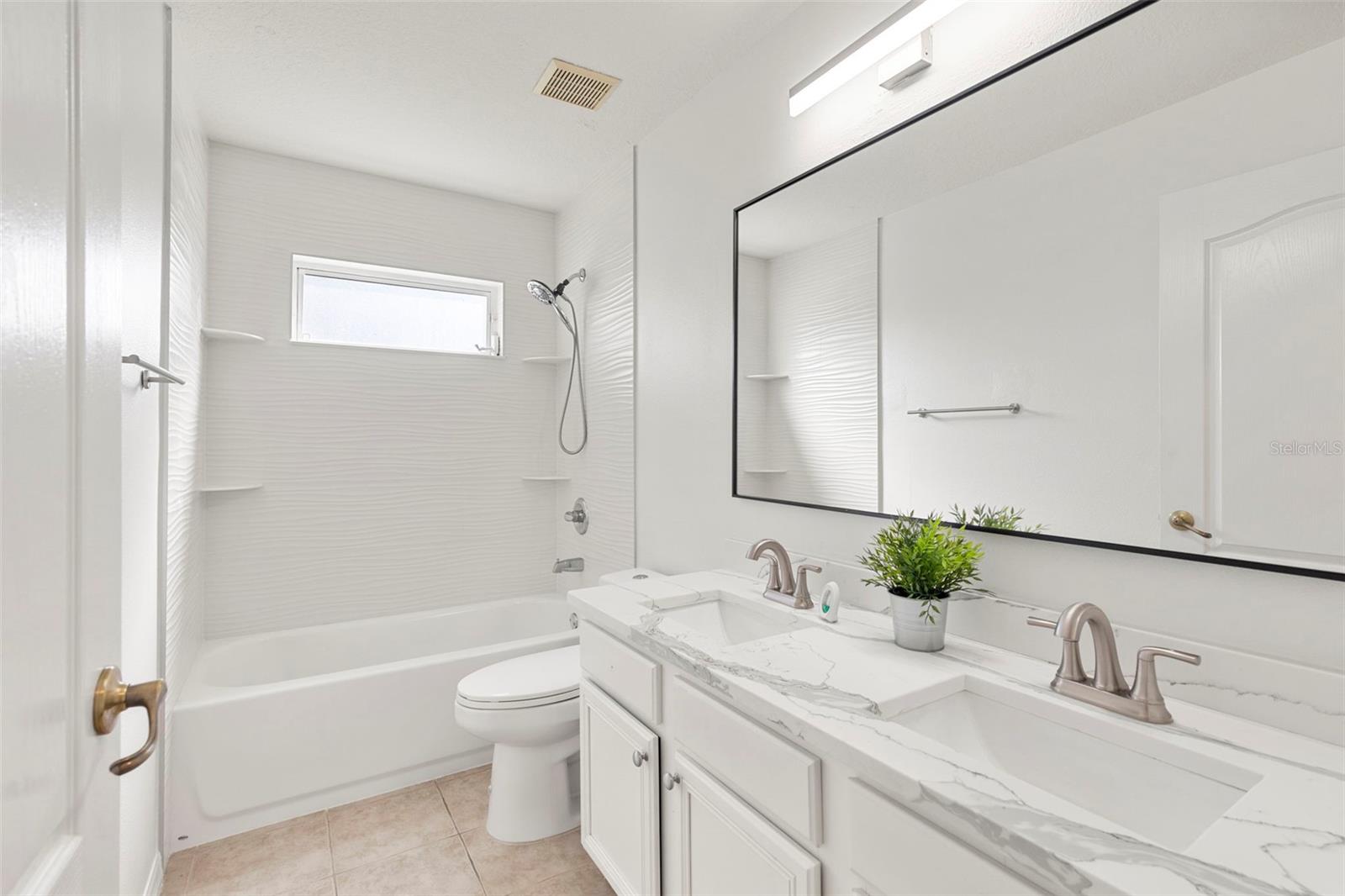 TWIN LAKES PRCL E2 - Residential