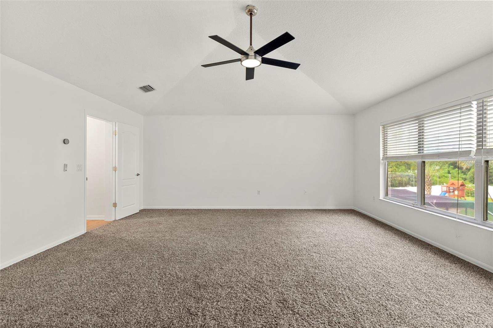 TWIN LAKES PRCL E2 - Residential