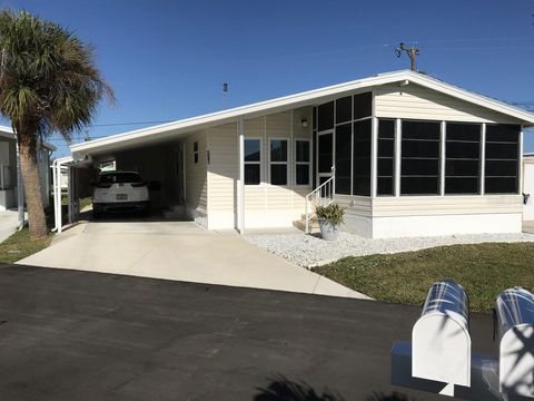 A home in SARASOTA