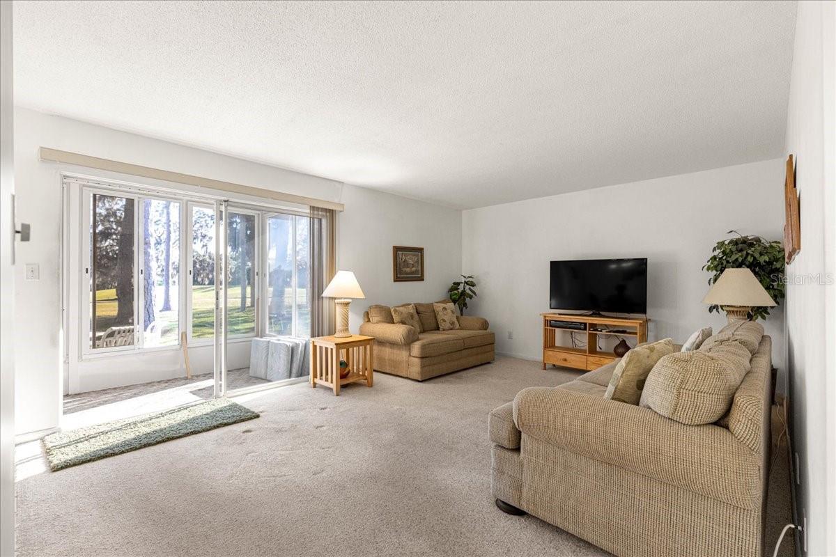 584 FAIRWAYS CIRCLE A