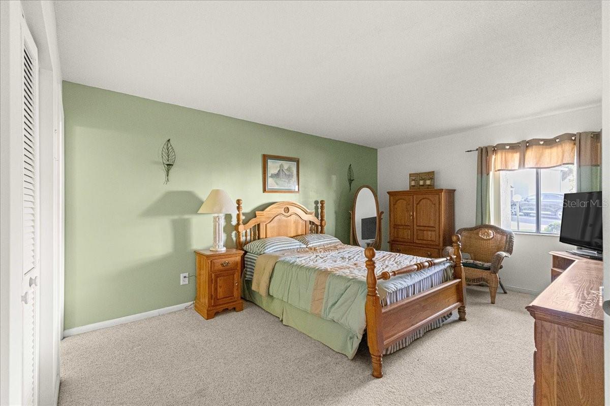 FAIRWAYS/SILVER SPGS SHORES CO - Residential