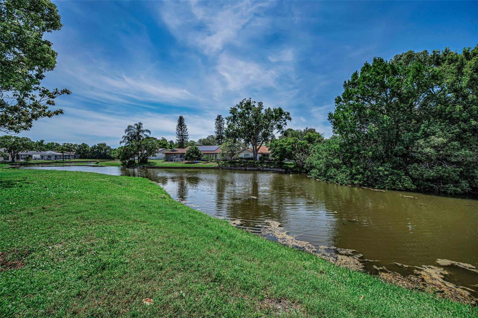 BEACON LAKES CONDO 05 - Residential