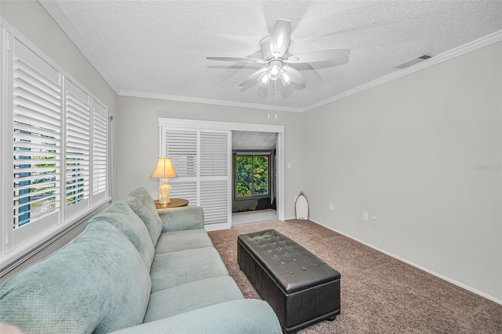 BEACON LAKES CONDO 05 - Residential