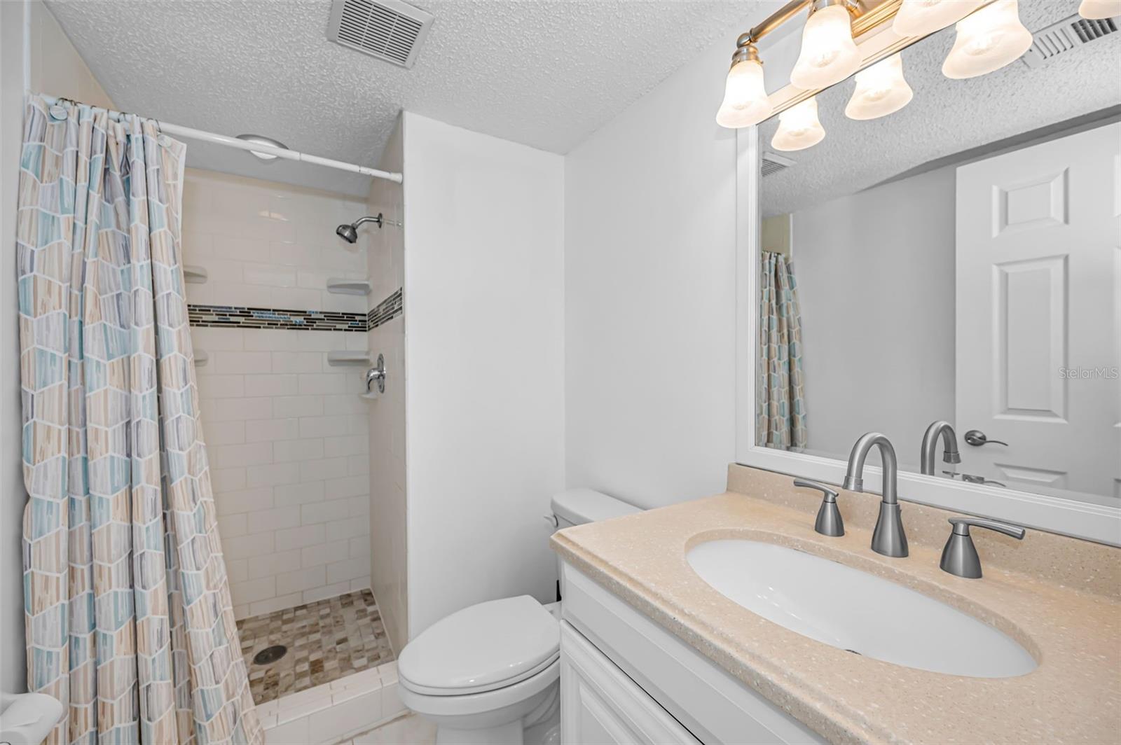 BEACON LAKES CONDO 05 - Residential