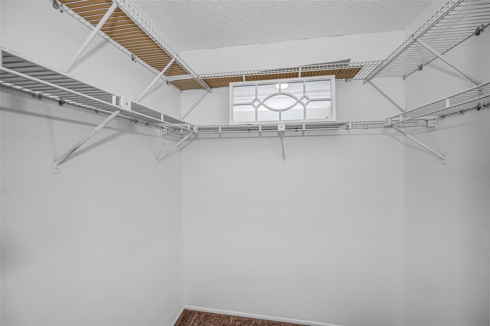 BEACON LAKES CONDO 05 - Residential