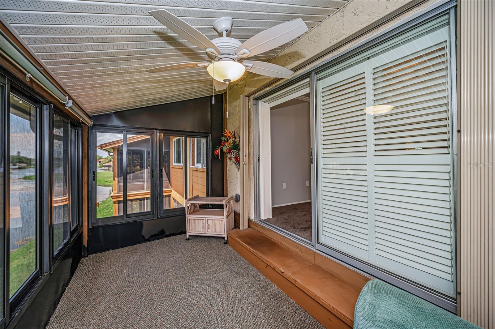 BEACON LAKES CONDO 05 - Residential