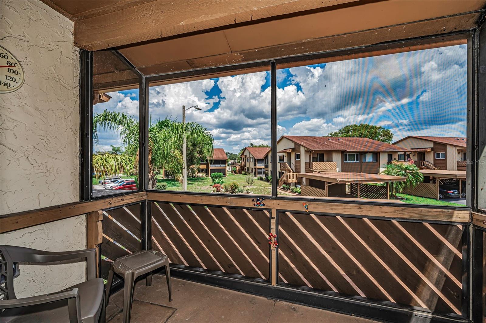 BEACON LAKES CONDO 05 - Residential