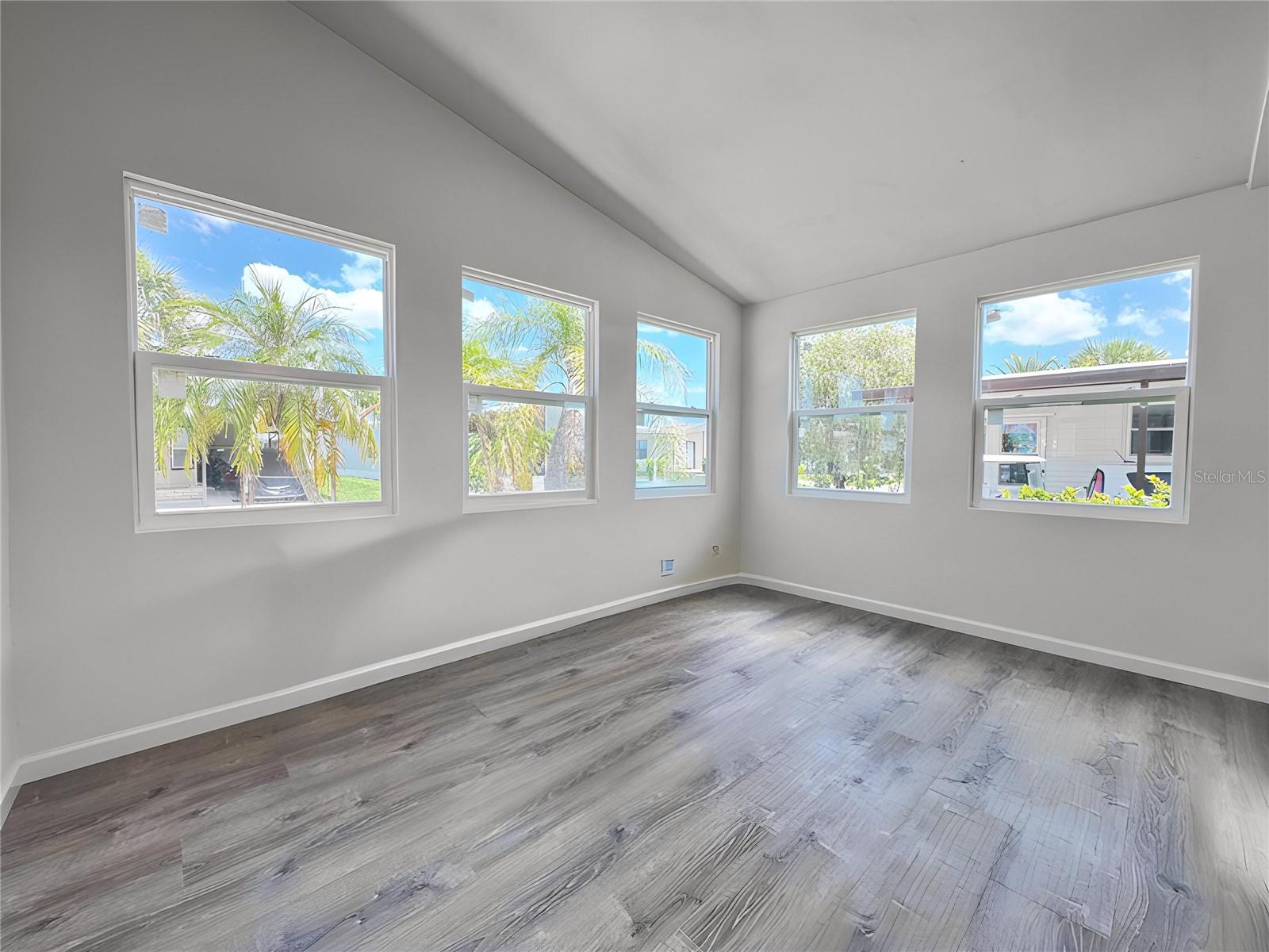 HARBOR COVE - Residential