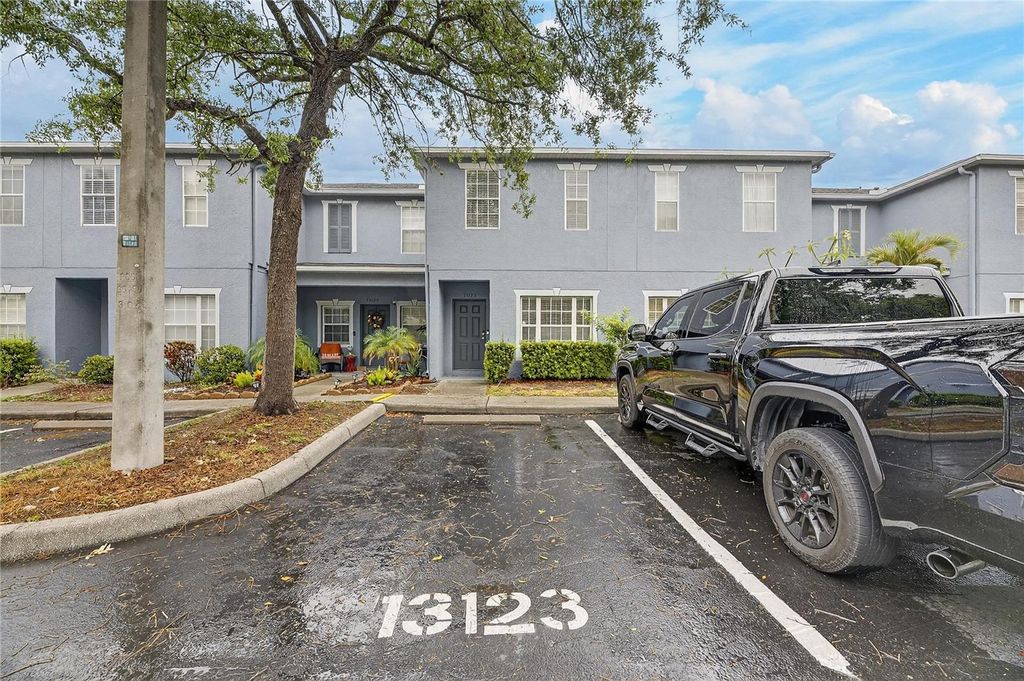 Photo of 13123 Kings Crossing Drive, Gibsonton, FL 33534 (MLS # TB8496600)