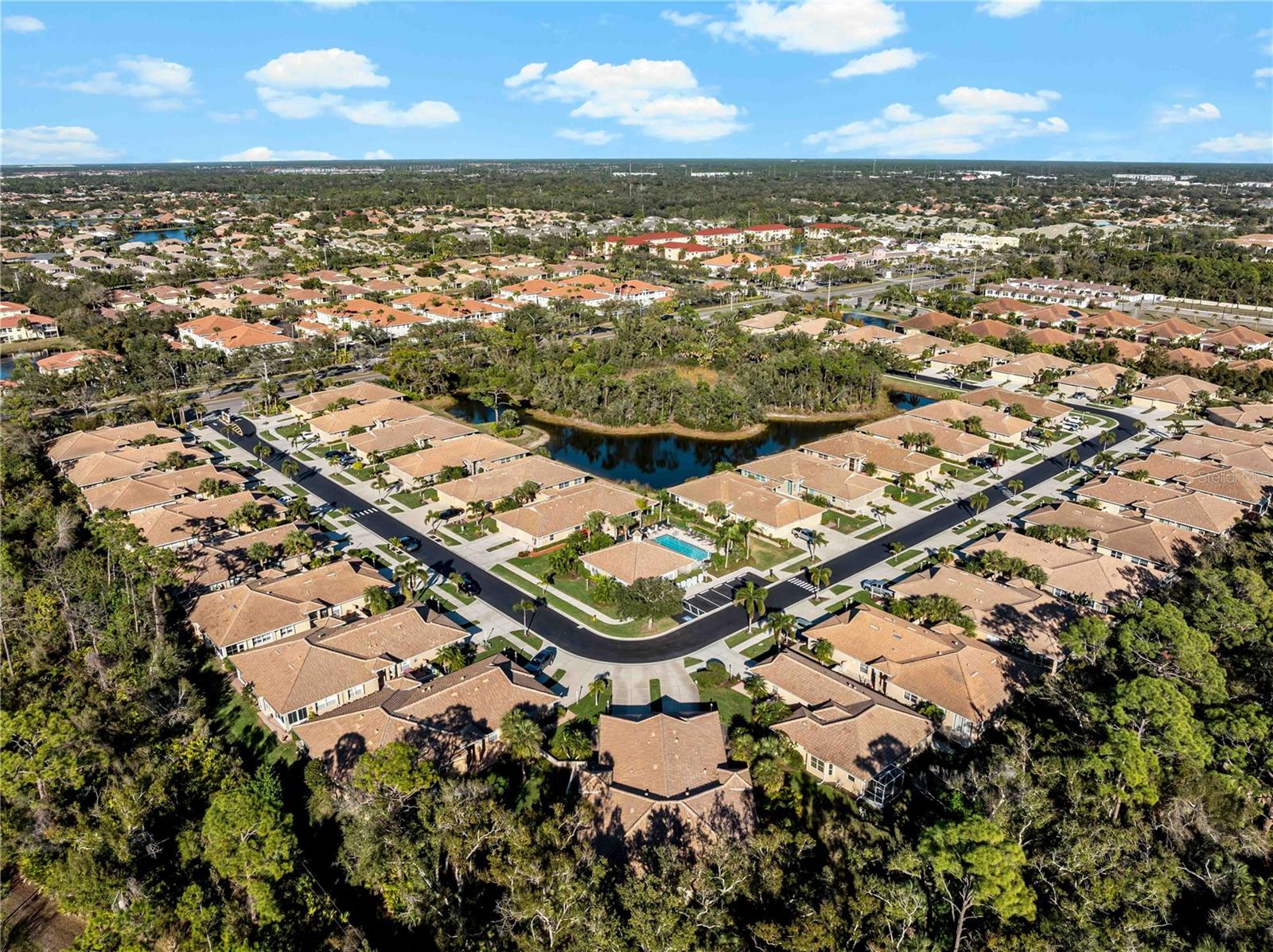 AUBURN WOODS - Residential