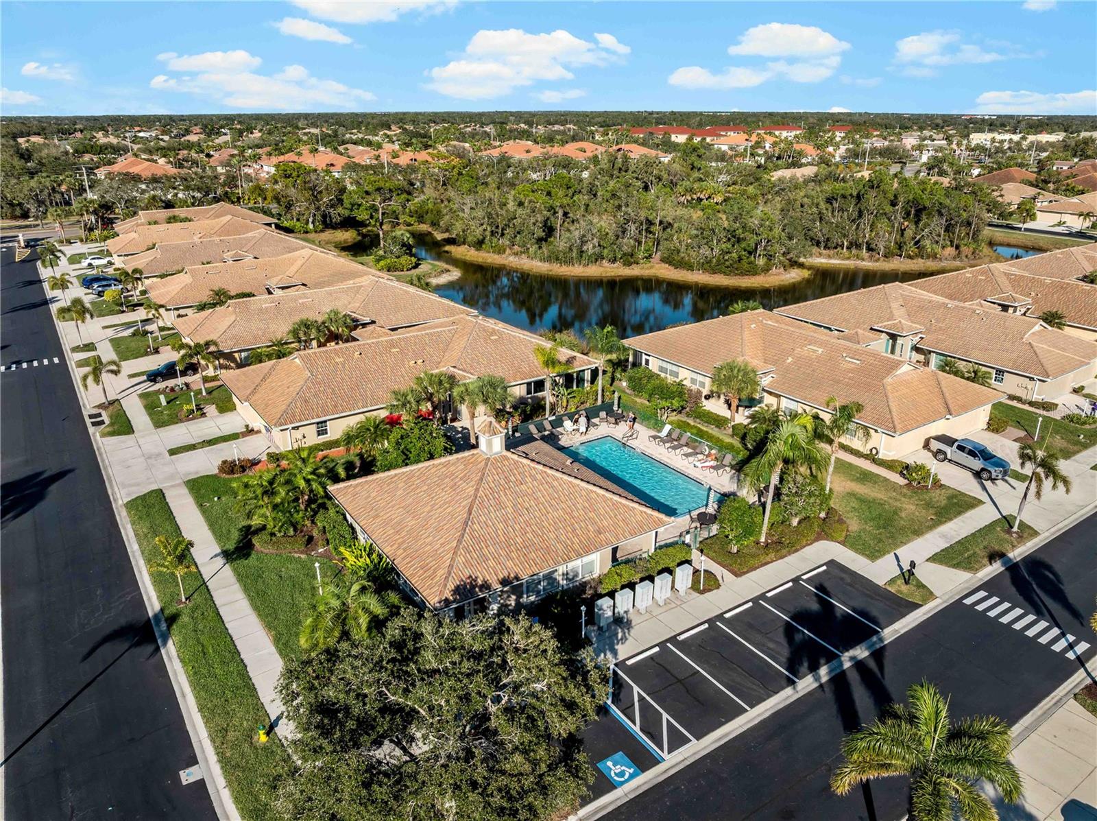 AUBURN WOODS - Residential