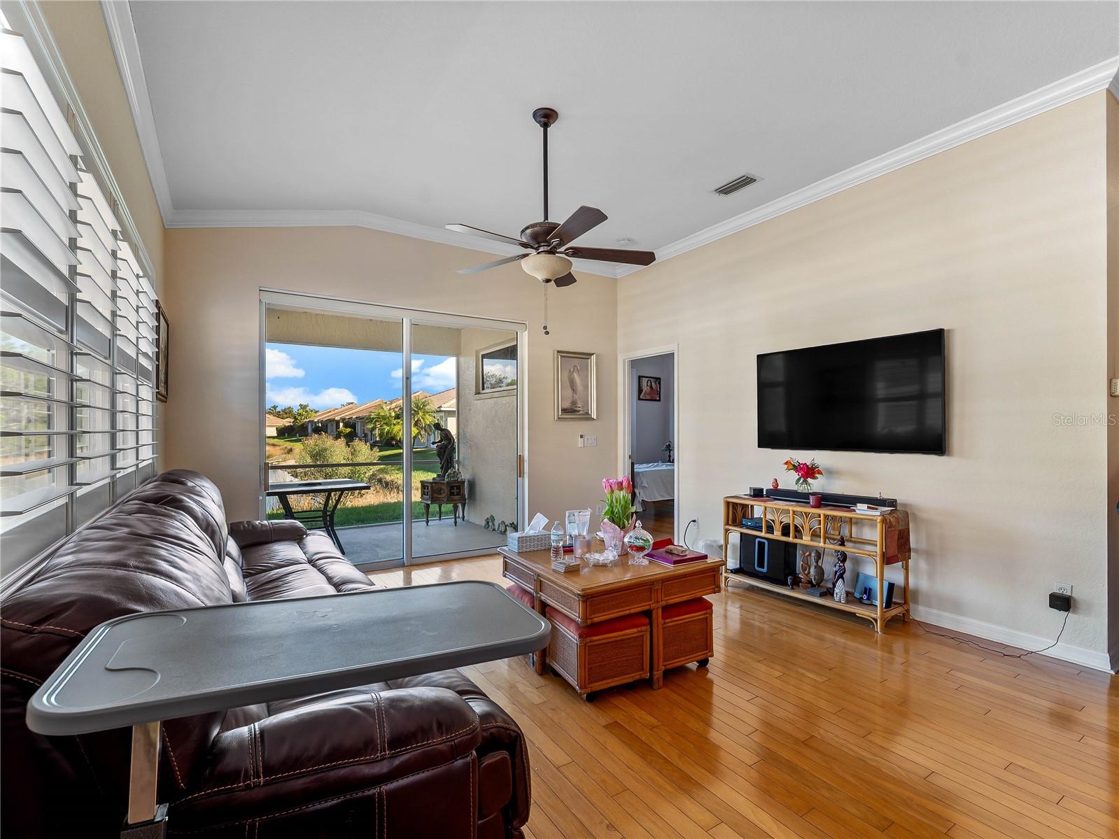 AUBURN WOODS - Residential