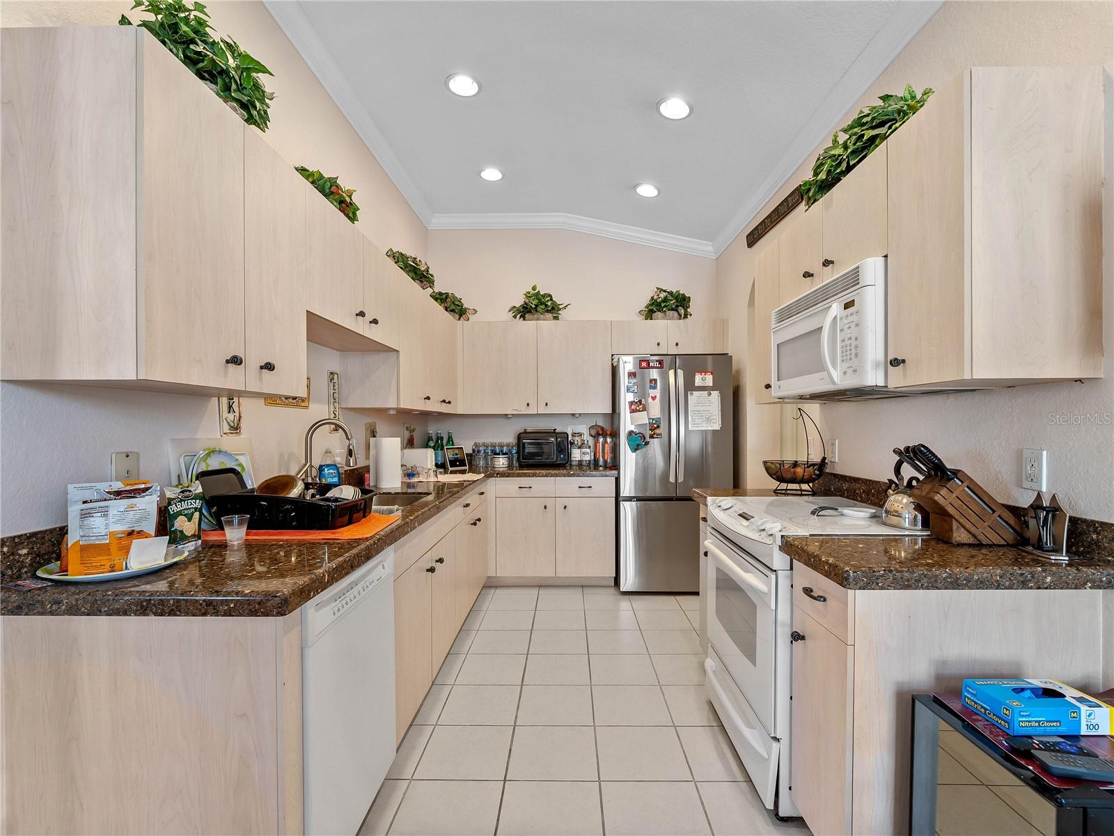 AUBURN WOODS - Residential