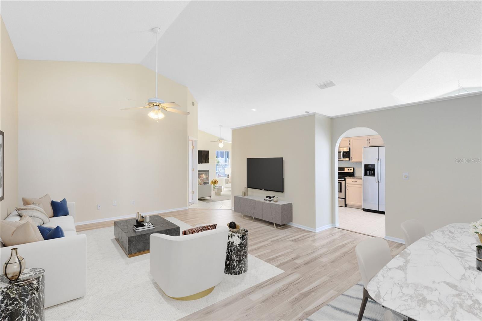 ANDOVER LAKES - Residential