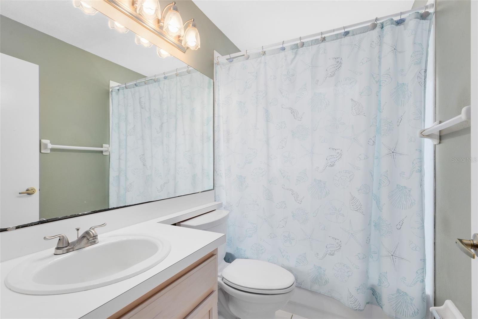 ANDOVER LAKES - Residential