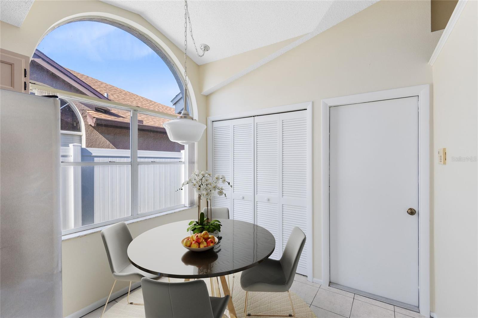 ANDOVER LAKES - Residential