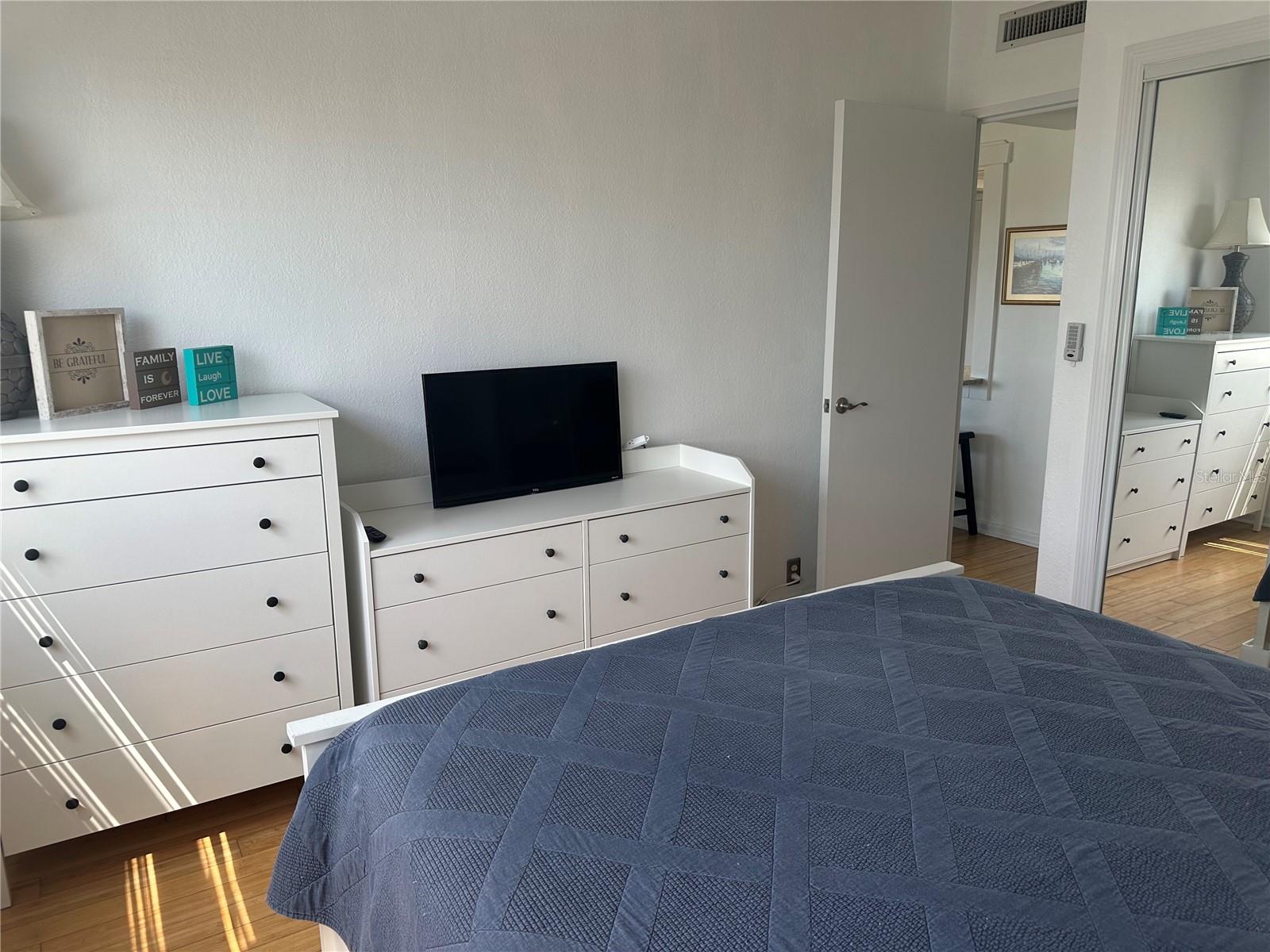 REGATTA BEACH CLUB CONDO - Residential Lease