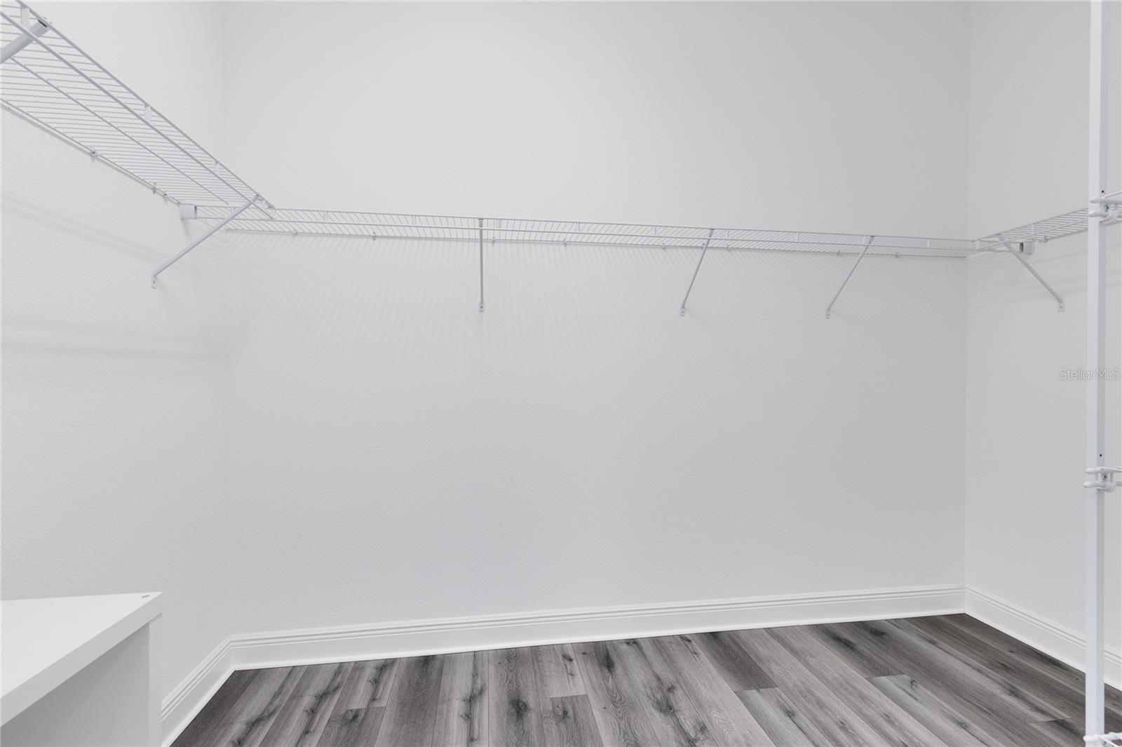 LAUREATE PARK - Residential Lease