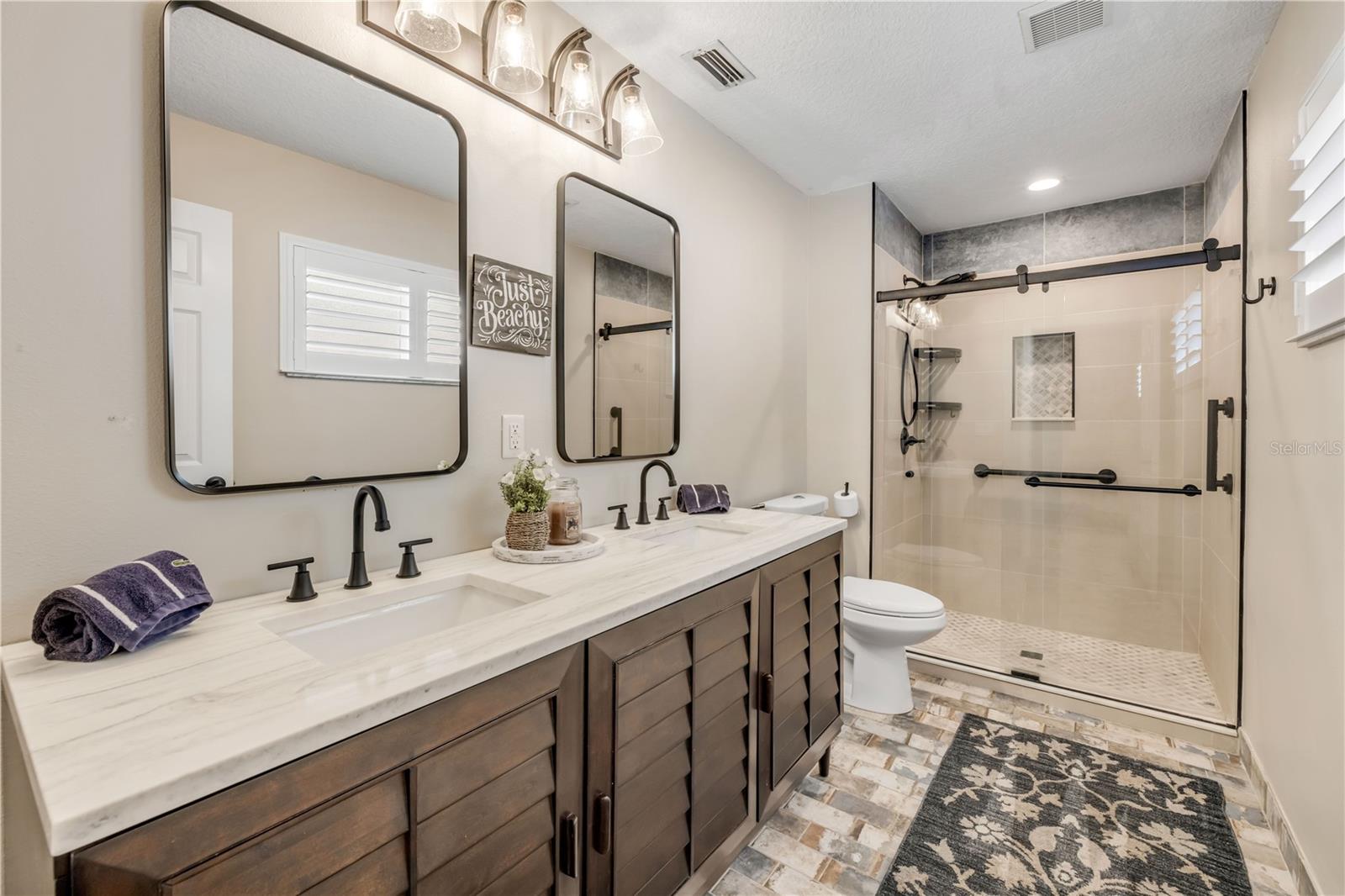 DETWILERS N 650 FT LT 02 16 17 34 NEW SMYRNA BEACH - Residential