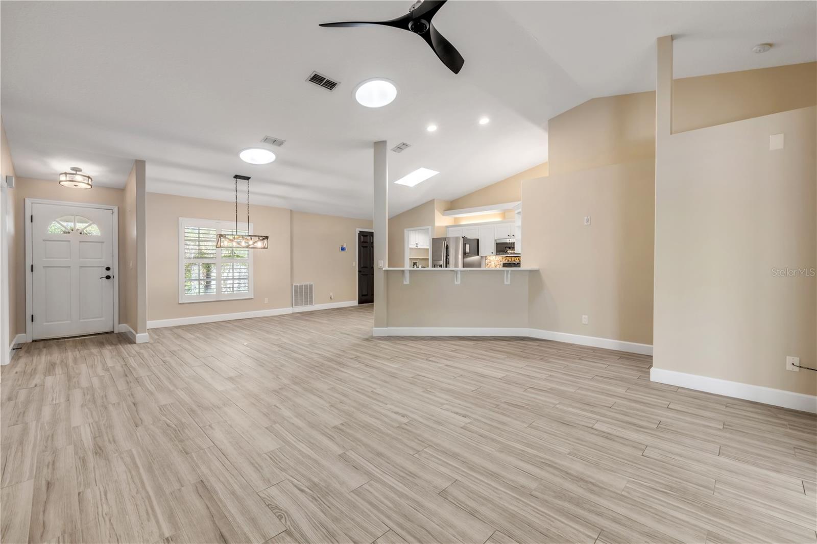 DETWILERS N 650 FT LT 02 16 17 34 NEW SMYRNA BEACH - Residential