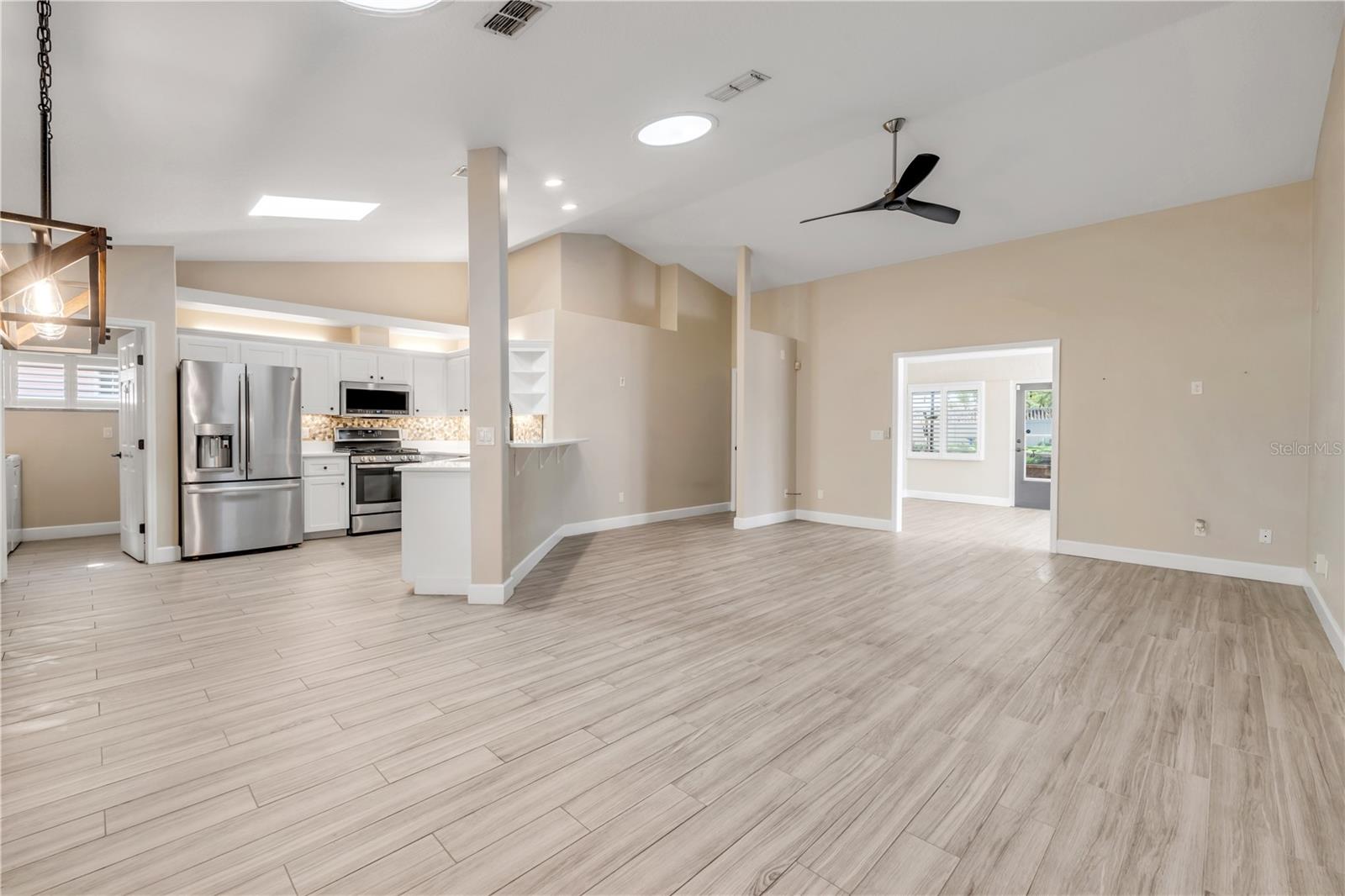 DETWILERS N 650 FT LT 02 16 17 34 NEW SMYRNA BEACH - Residential