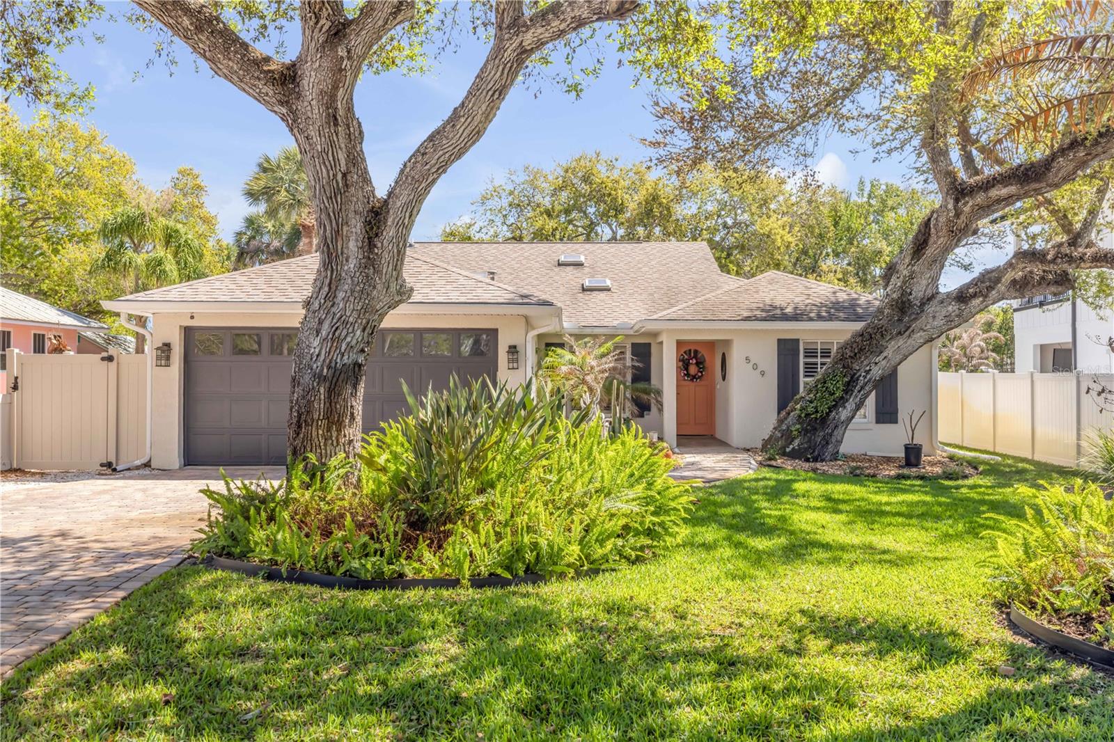 DETWILERS N 650 FT LT 02 16 17 34 NEW SMYRNA BEACH - Residential