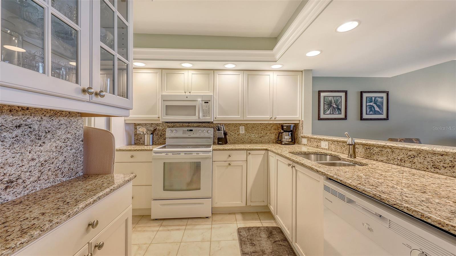 2045 GULF OF MEXICO DRIVE M1-302