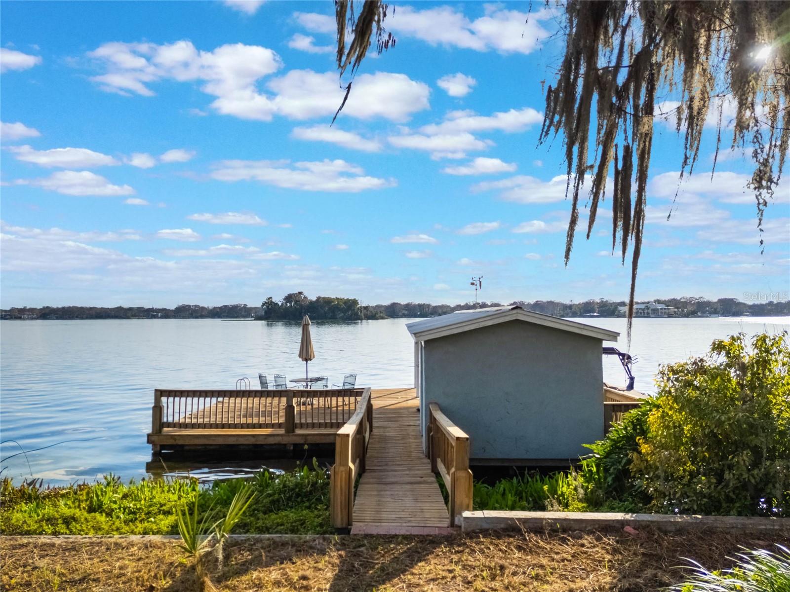 HOLLIEANNA SHORES 1ST ADD - Land