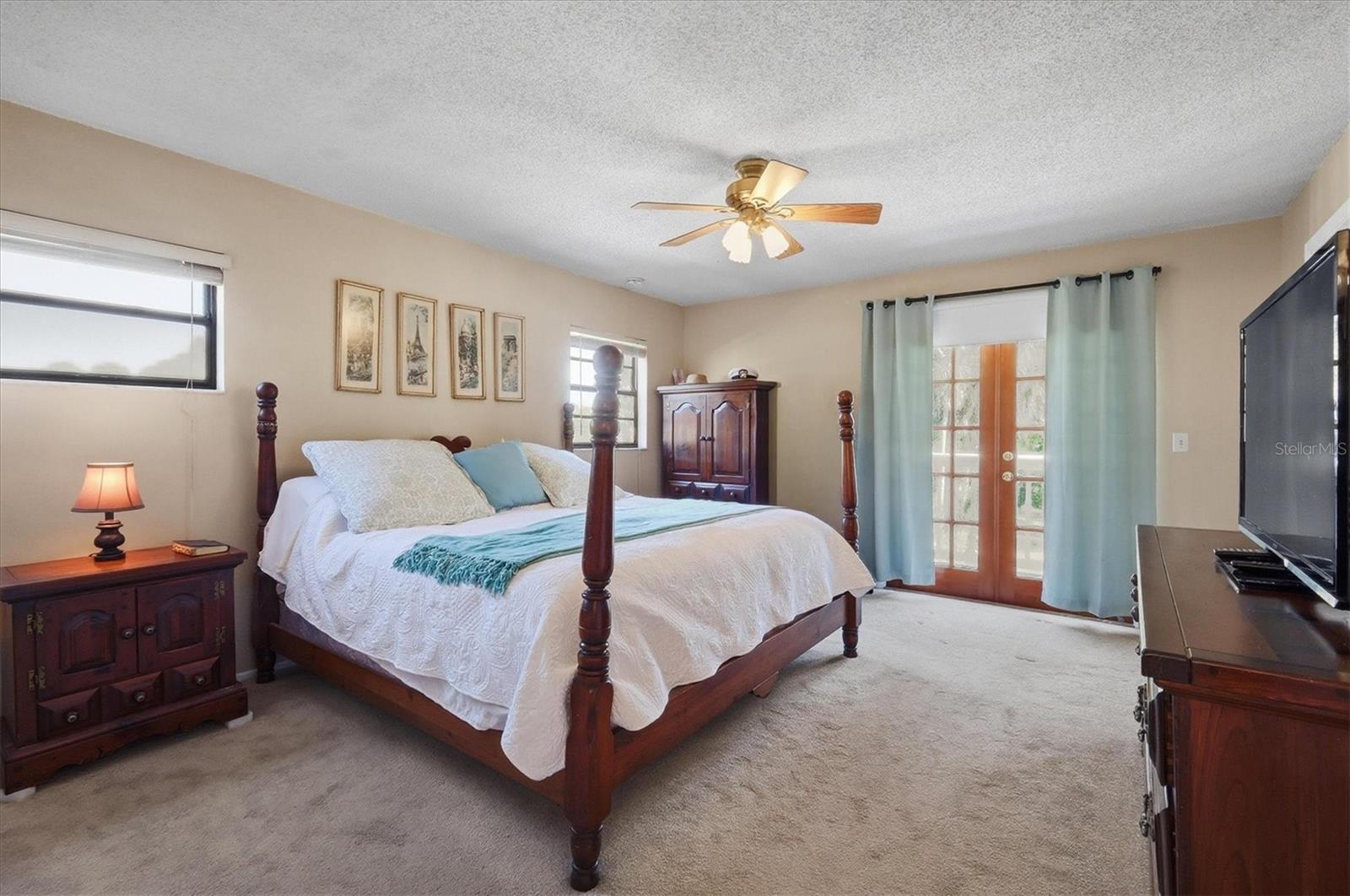 BLUE DOLPHIN ESTATES - Residential