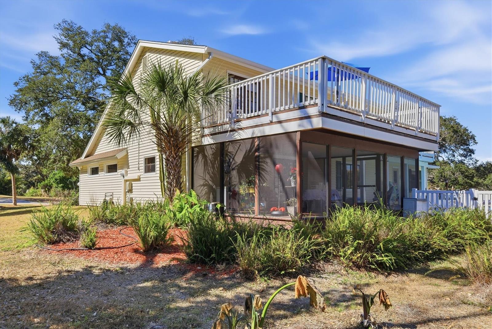 BLUE DOLPHIN ESTATES - Residential