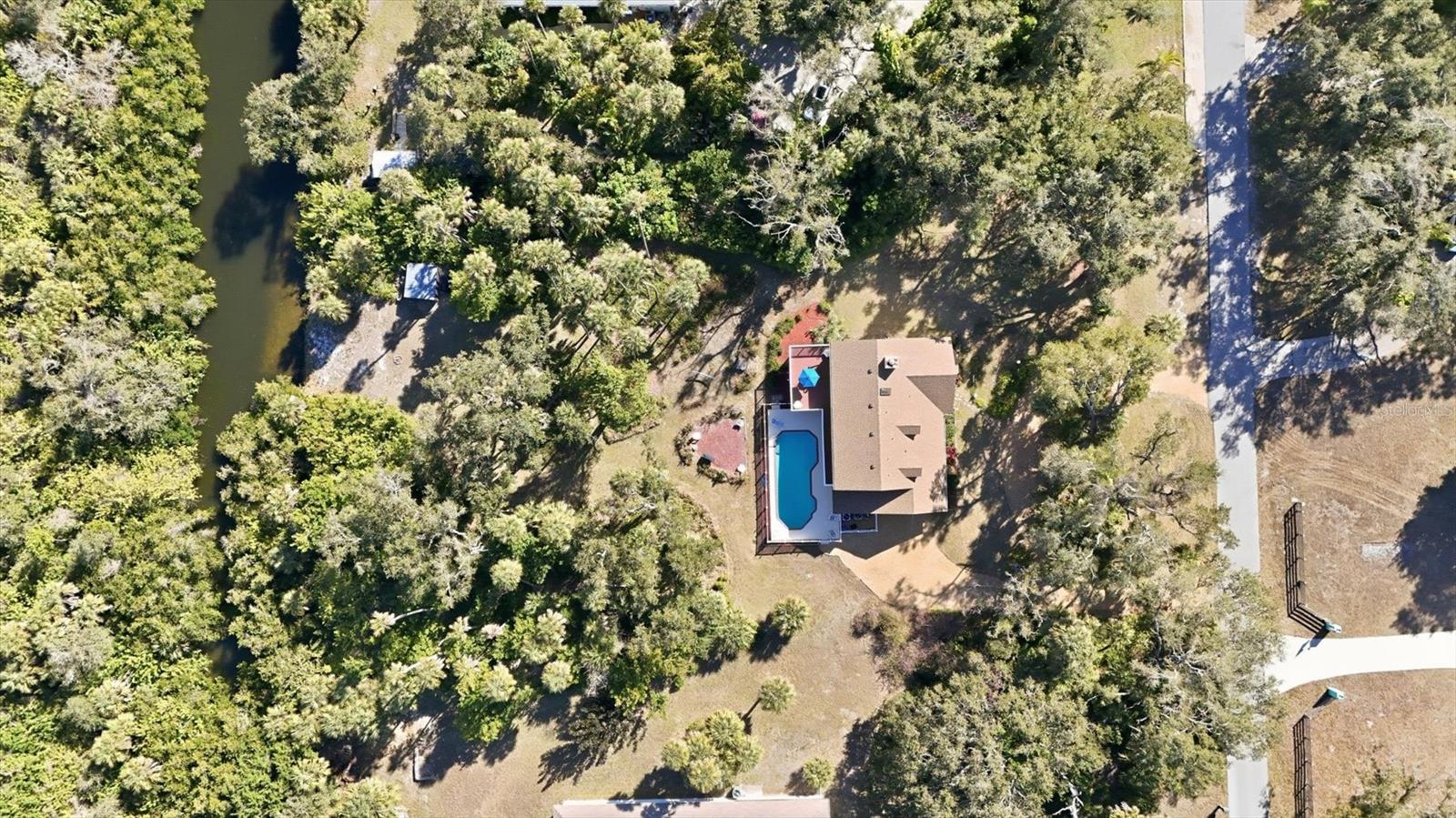 BLUE DOLPHIN ESTATES - Residential