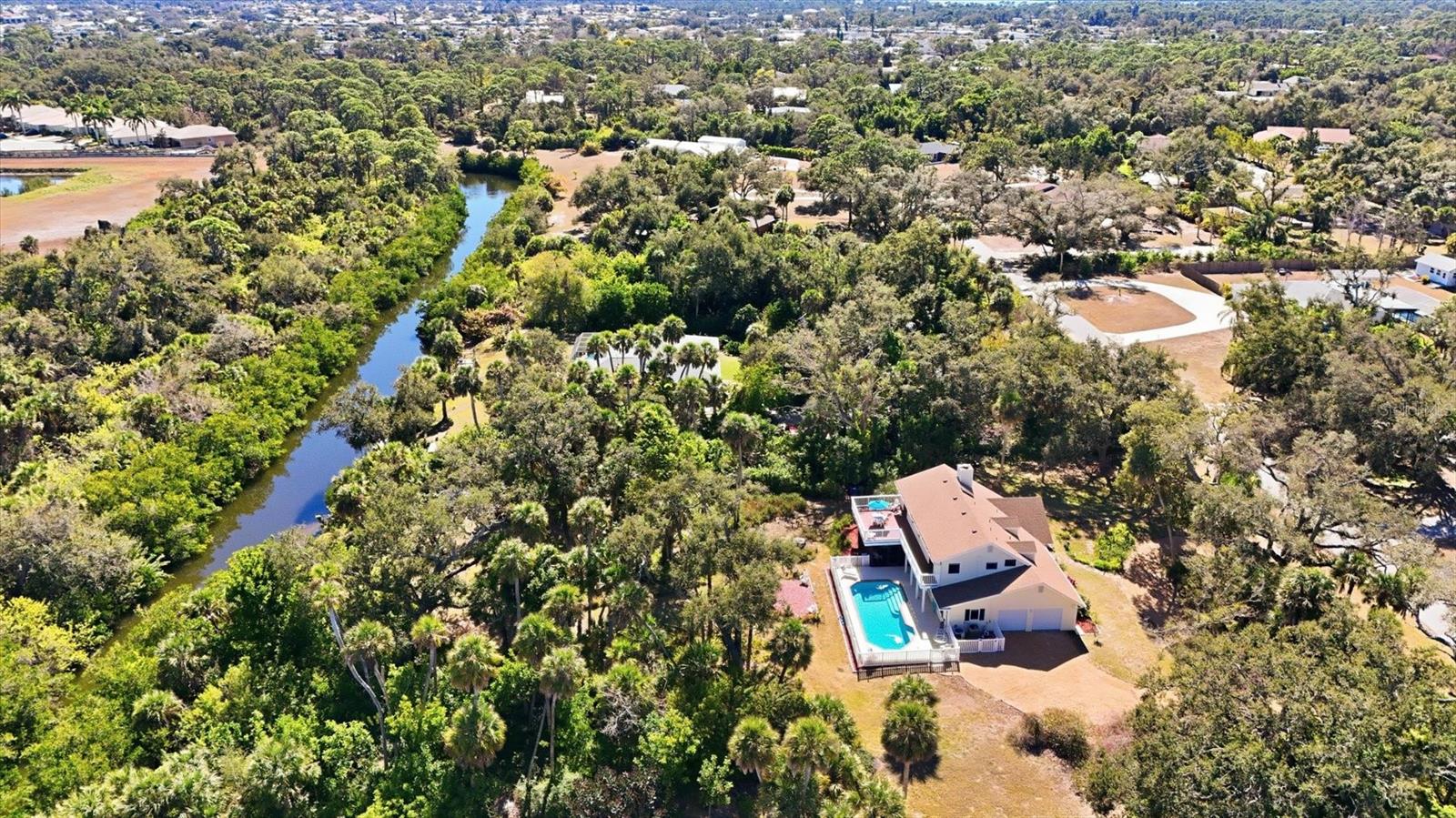 BLUE DOLPHIN ESTATES - Residential