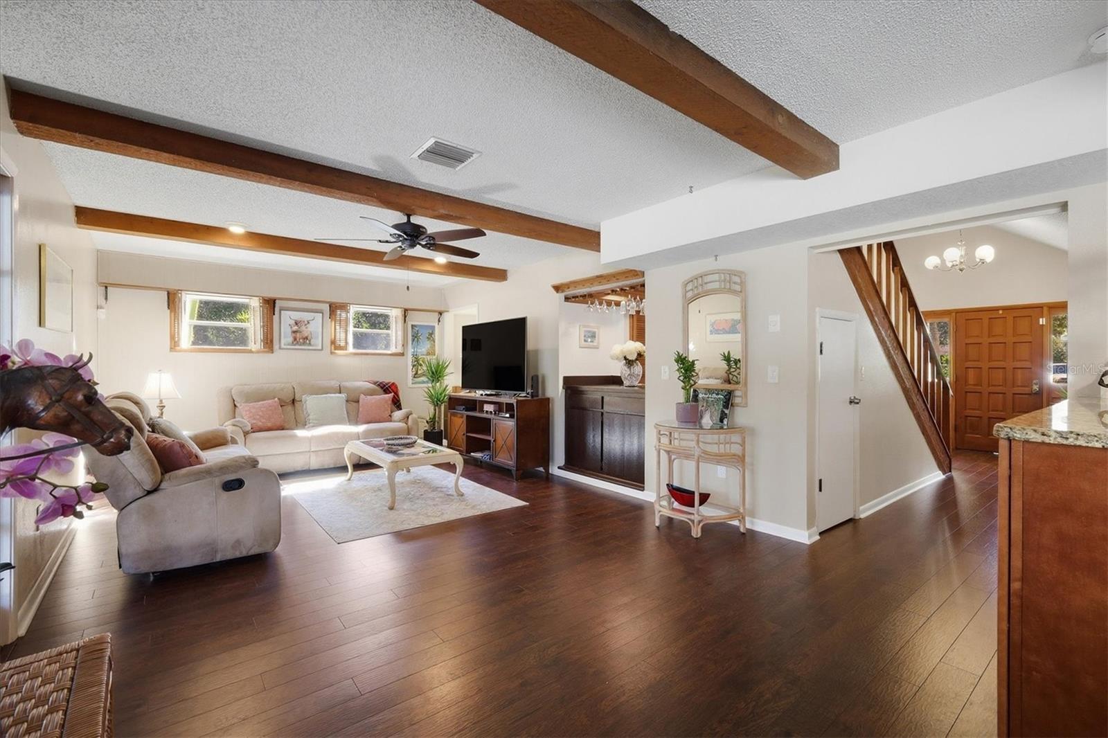 BLUE DOLPHIN ESTATES - Residential