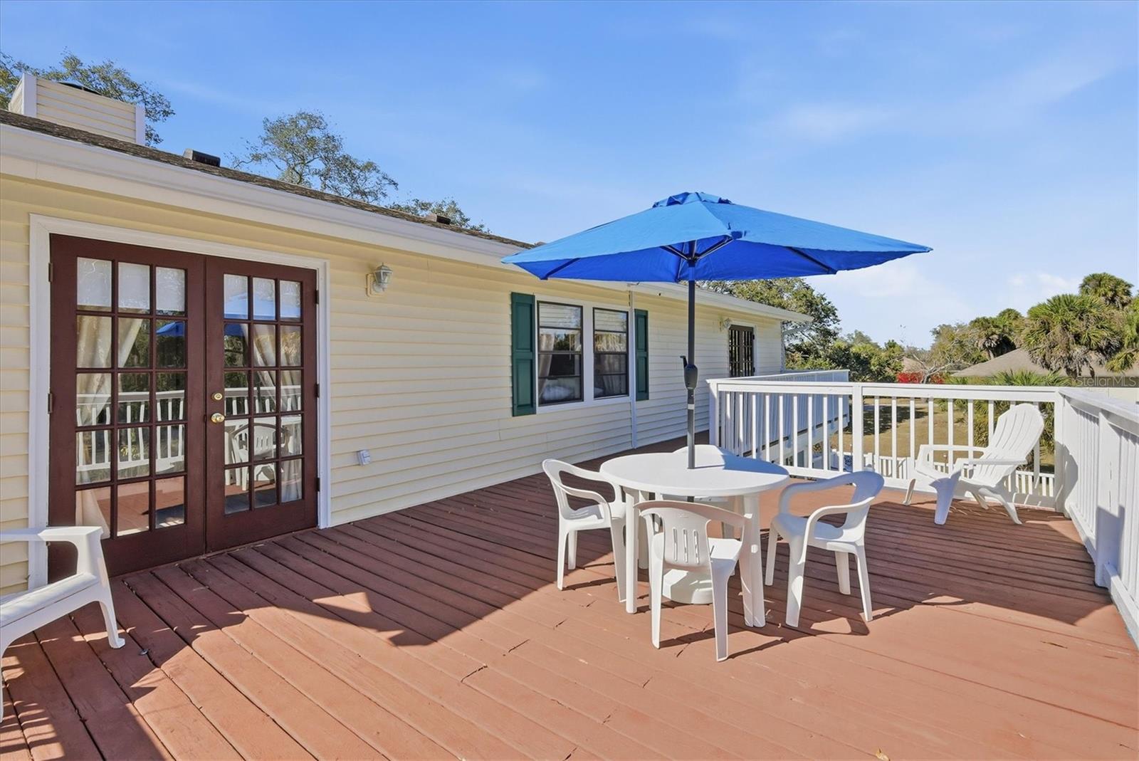 BLUE DOLPHIN ESTATES - Residential