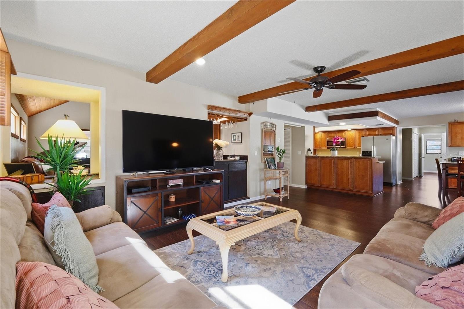 BLUE DOLPHIN ESTATES - Residential