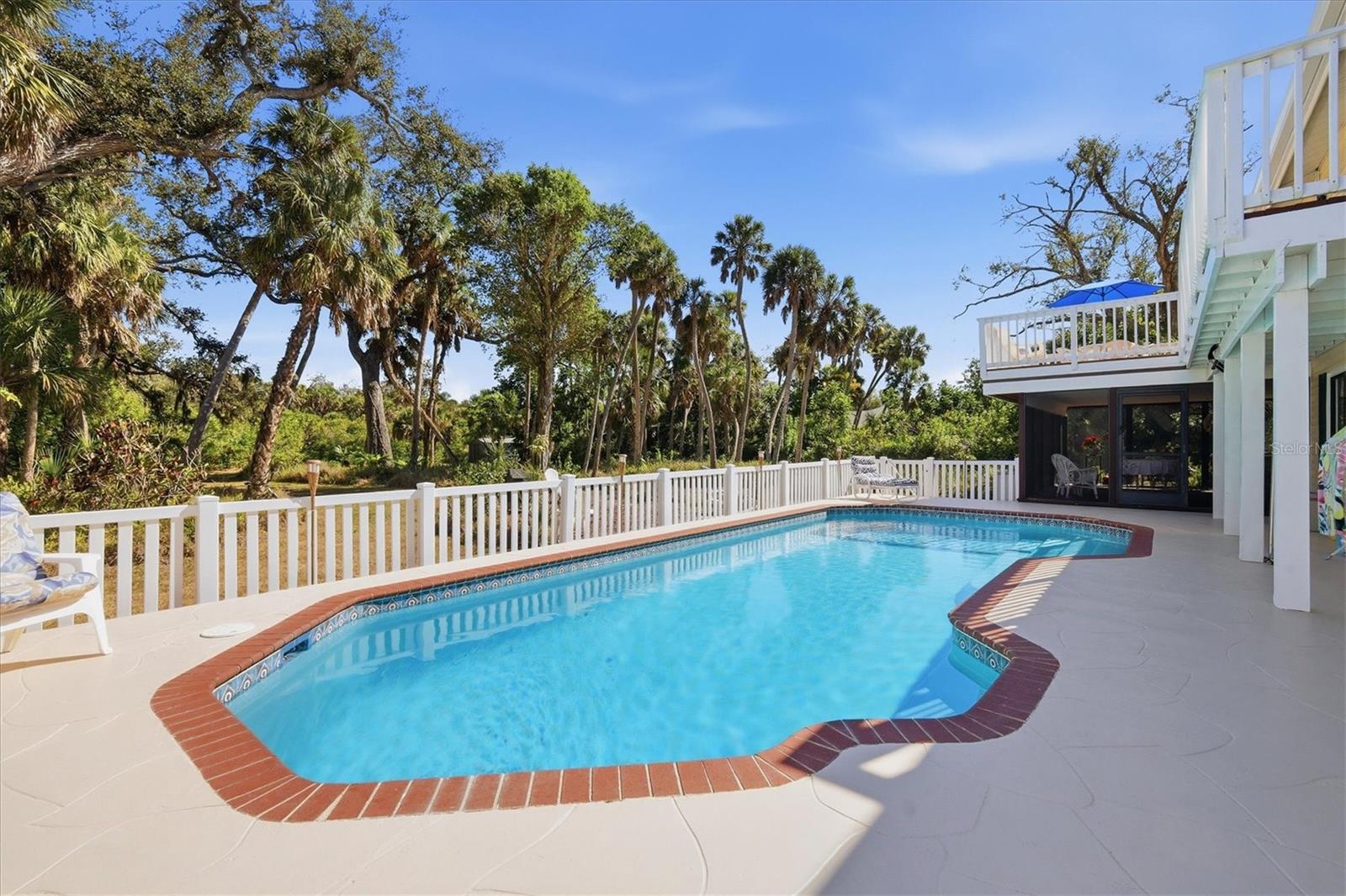 BLUE DOLPHIN ESTATES - Residential