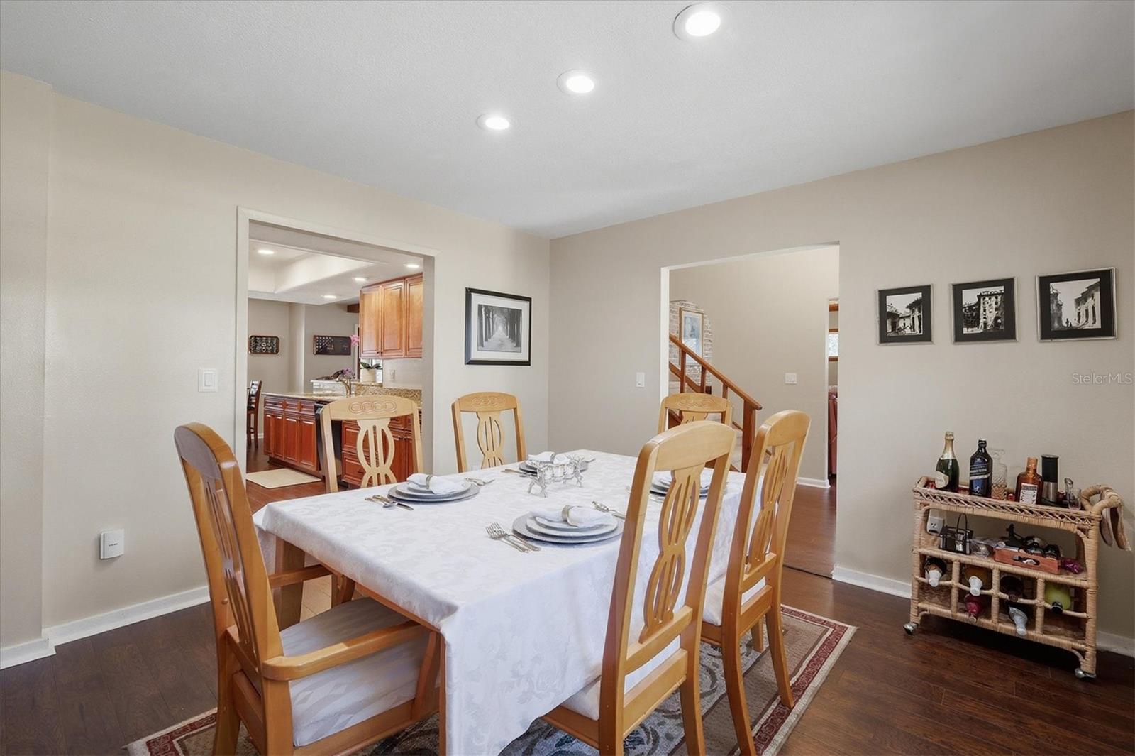 BLUE DOLPHIN ESTATES - Residential