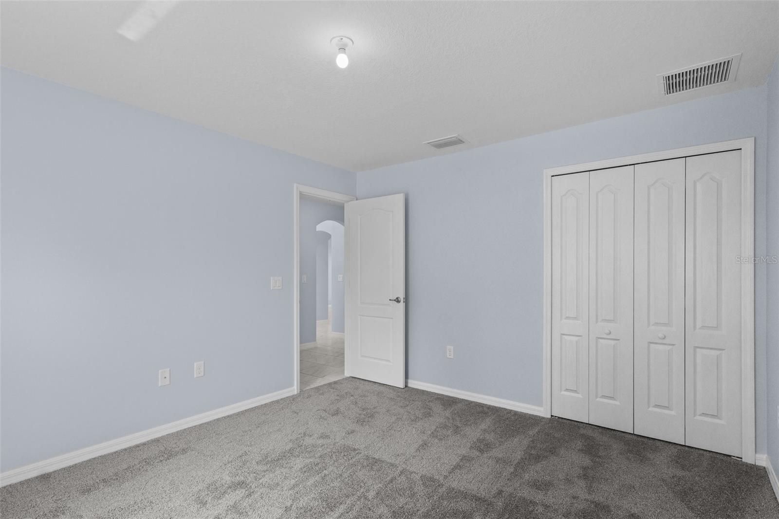 ROYAL HIGHLANDS - Residential