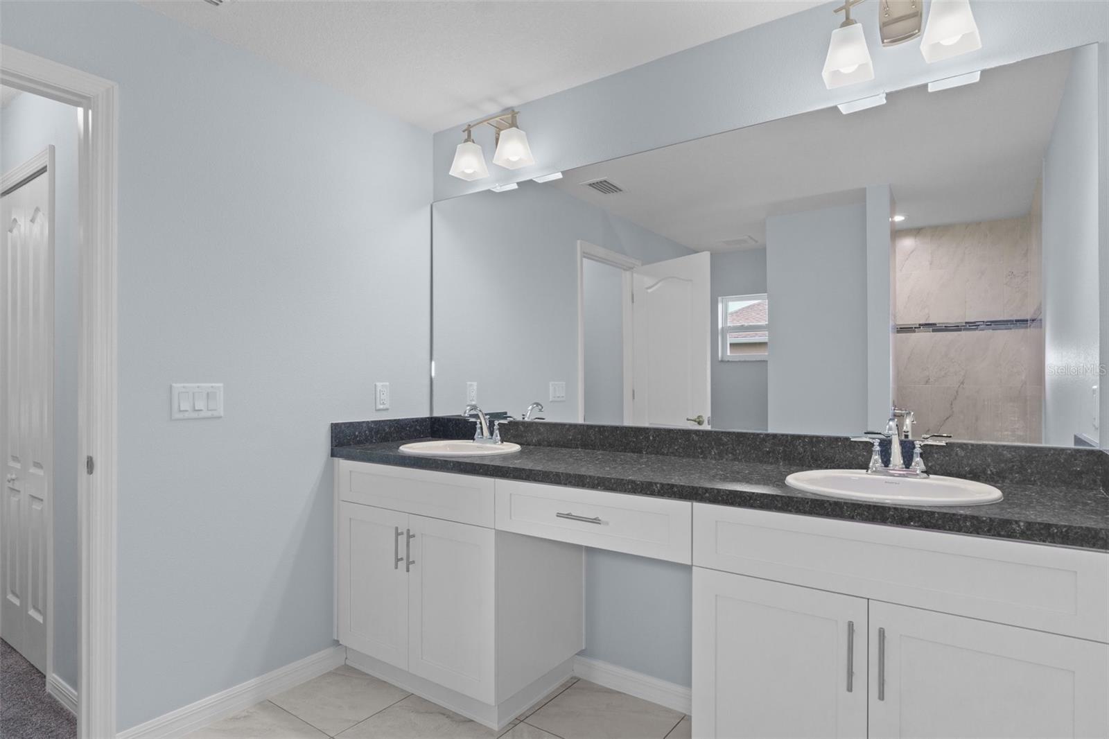 ROYAL HIGHLANDS - Residential