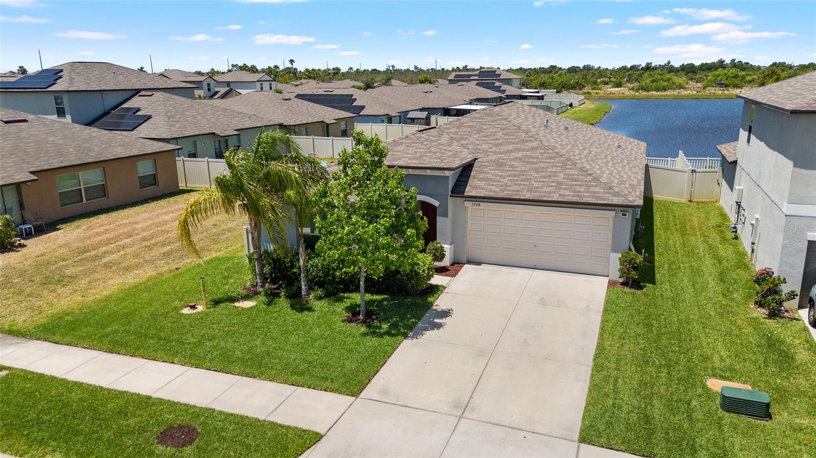 5208 DANDELION STREET