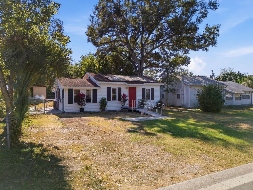 Photo of 4024 43rd Avenue N, St Petersburg, FL 33714 (MLS # TB8451843)