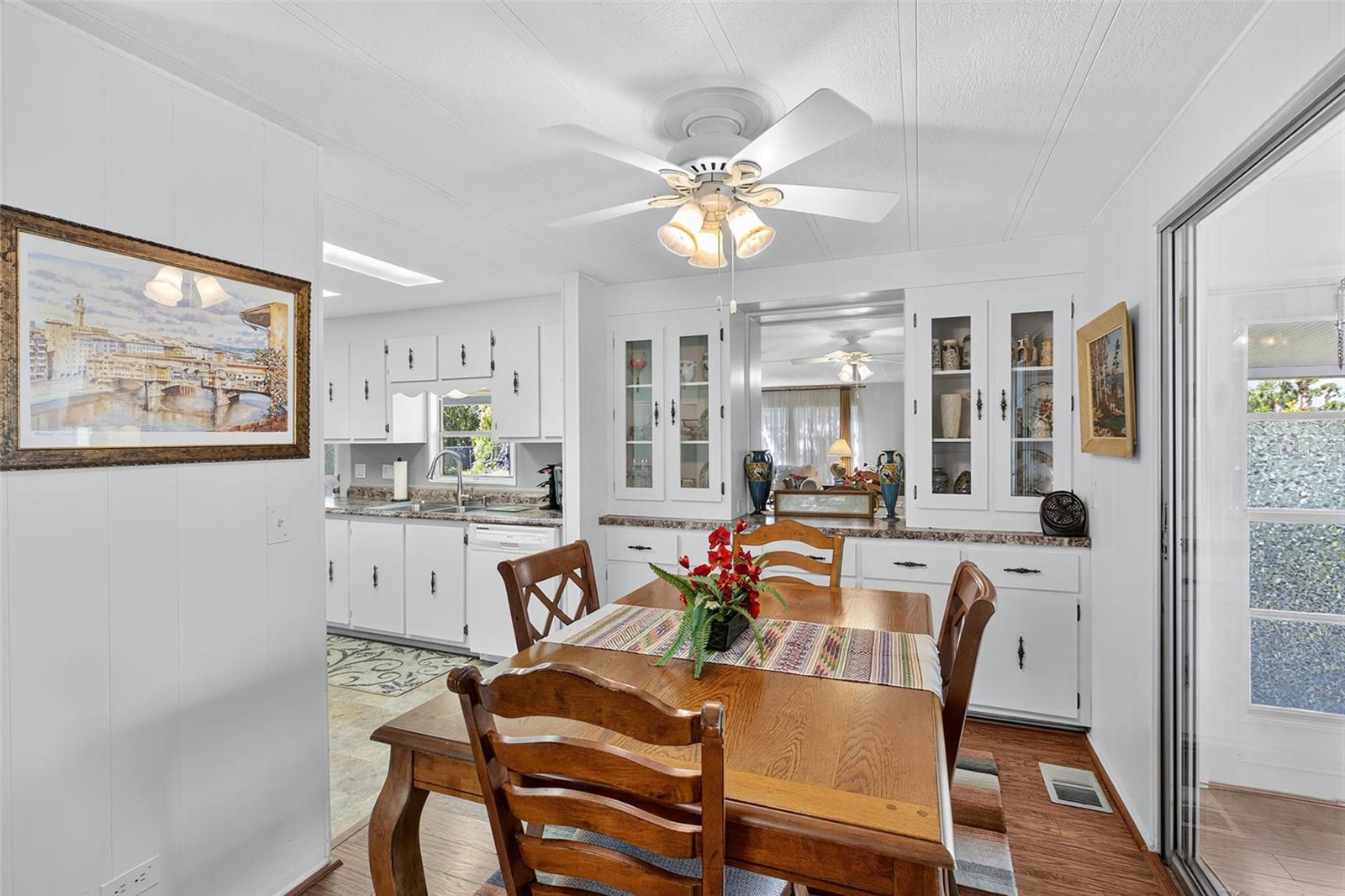 LA CASA MHP CO-OP - Residential