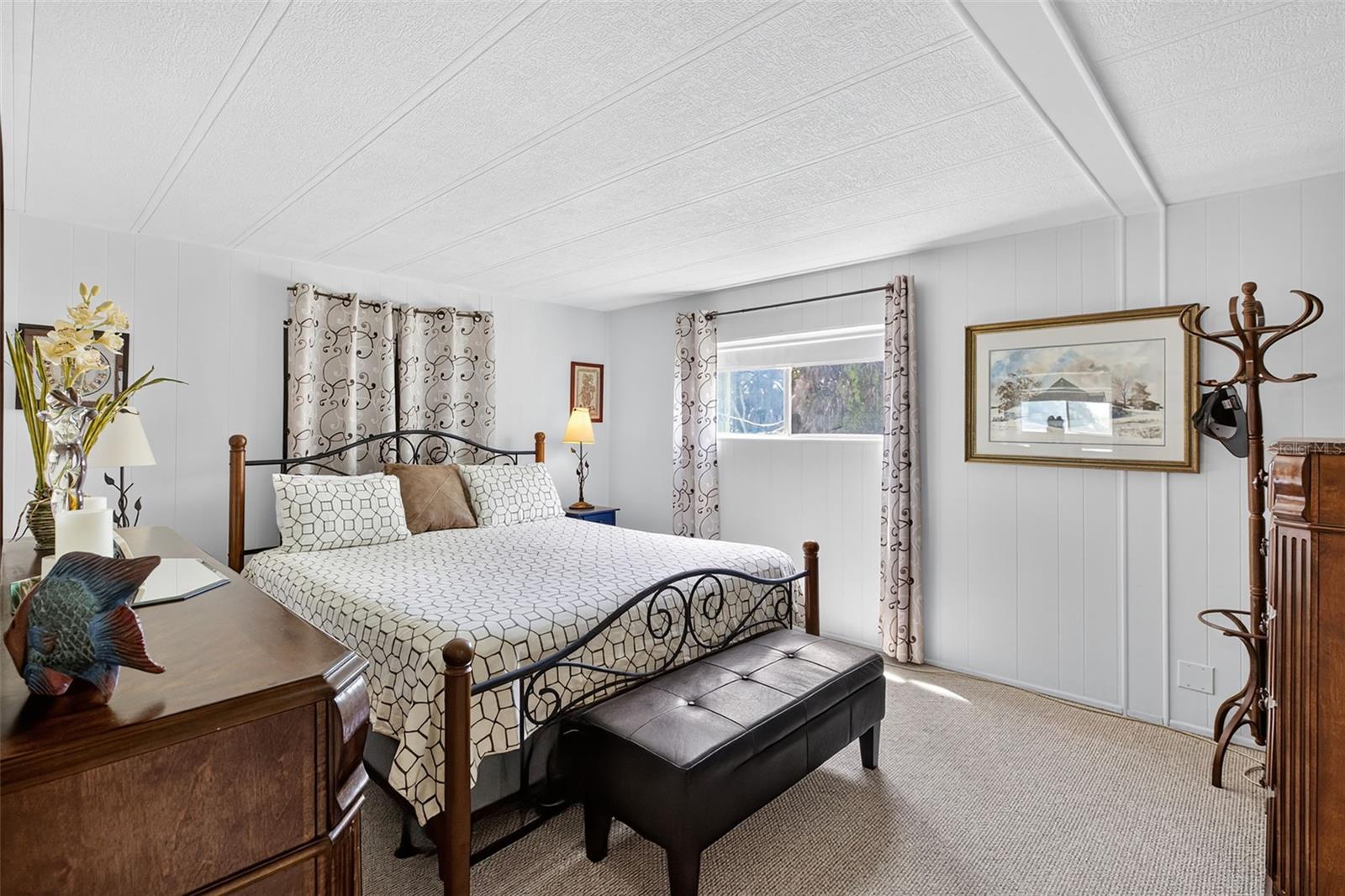 LA CASA MHP CO-OP - Residential