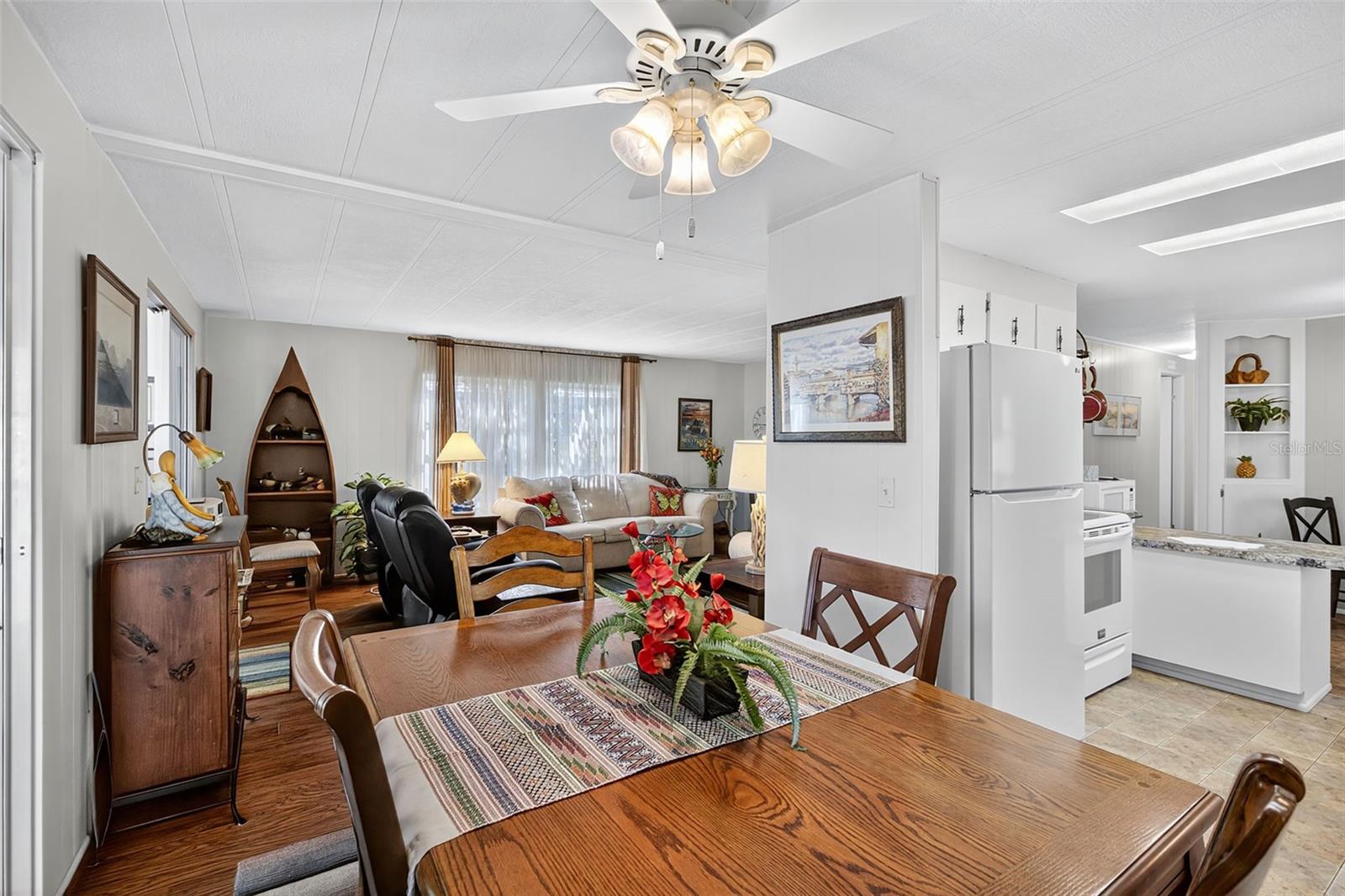 LA CASA MHP CO-OP - Residential