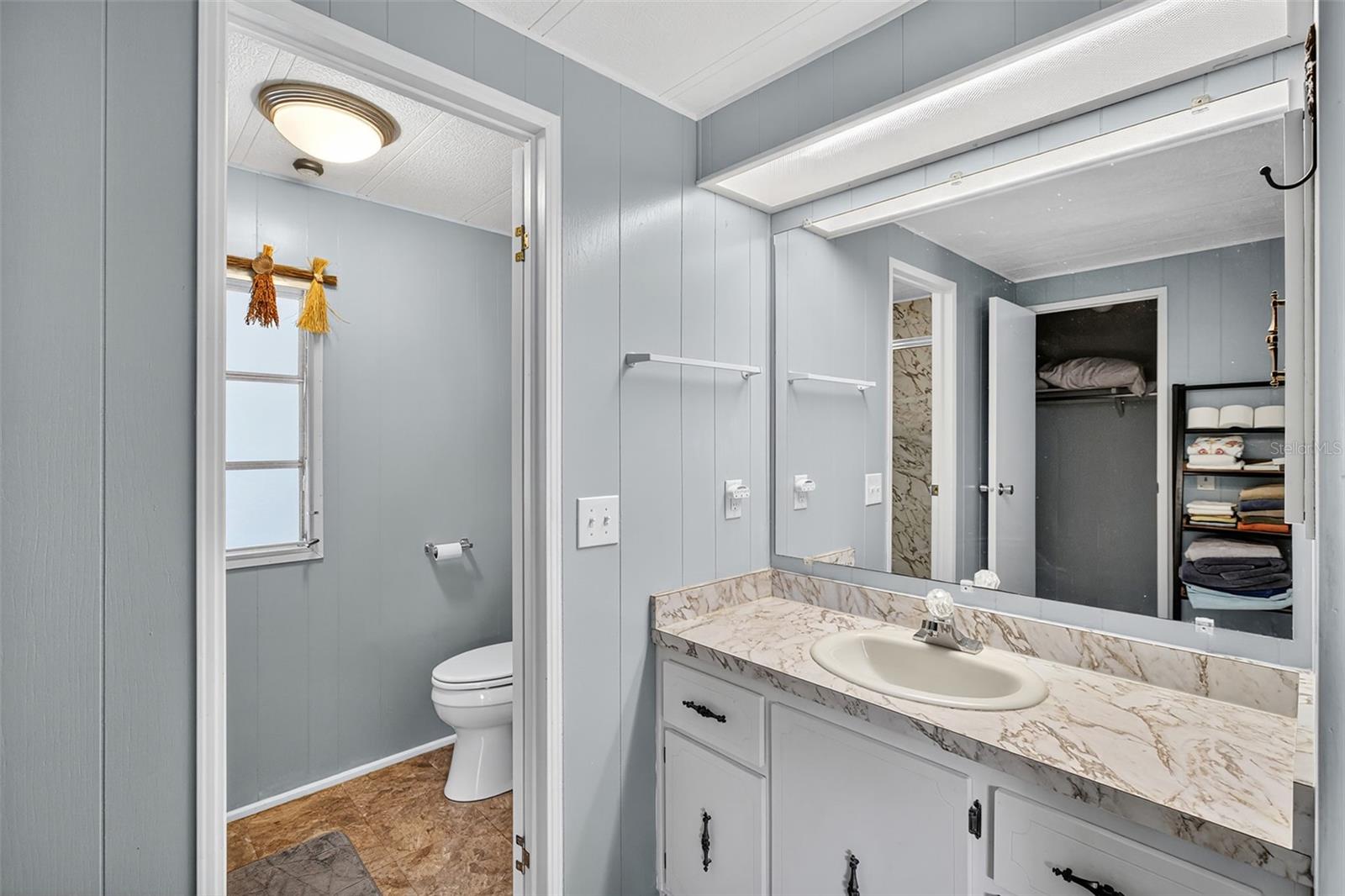 LA CASA MHP CO-OP - Residential