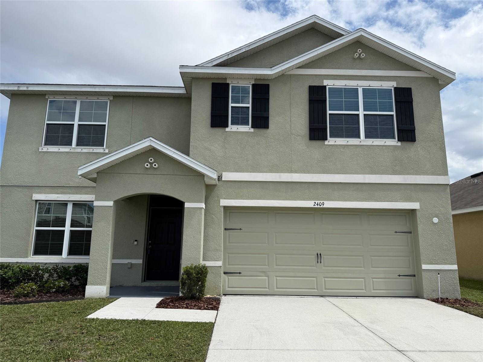 This spacious 5-bedroom, 3-bathroom home in the Villages of Glen Creek offers a perfect blend of comfort and convenience with community POOL . Serene pond views, an open-concept main floor, and a versatile loft, it’s ideal for both relaxation and entertaining. The primary suite features a walk-in closet and en-suite bath, while a downstairs bedroom and bath provide flexibility for guests. Just minutes from downtown Bradenton, Bradenton Beach, and top attractions like IMG Academy and Sarasota’s vibrant arts and dining scene, this home delivers the best of Florida living in a peaceful community setting.